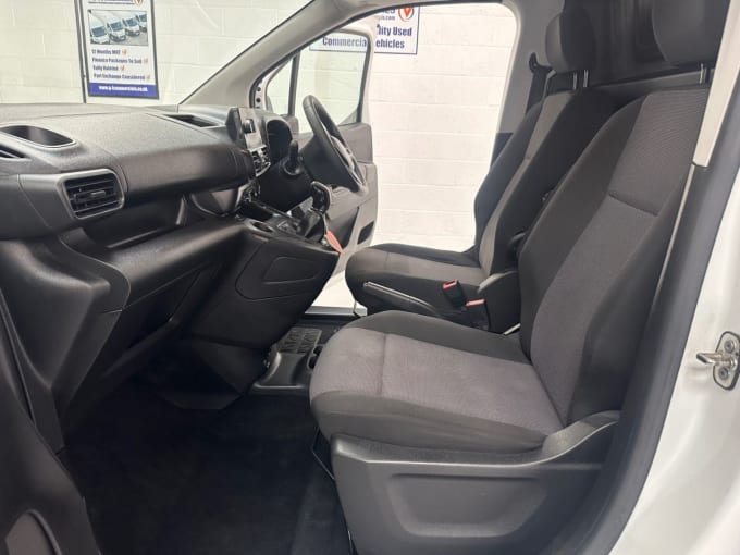2025 Vauxhall Combo