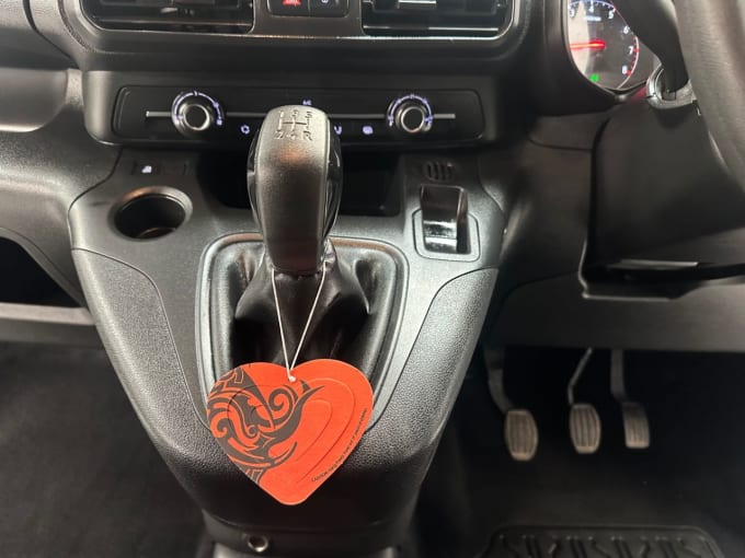 2025 Vauxhall Combo
