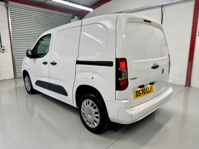 2025 Vauxhall Combo