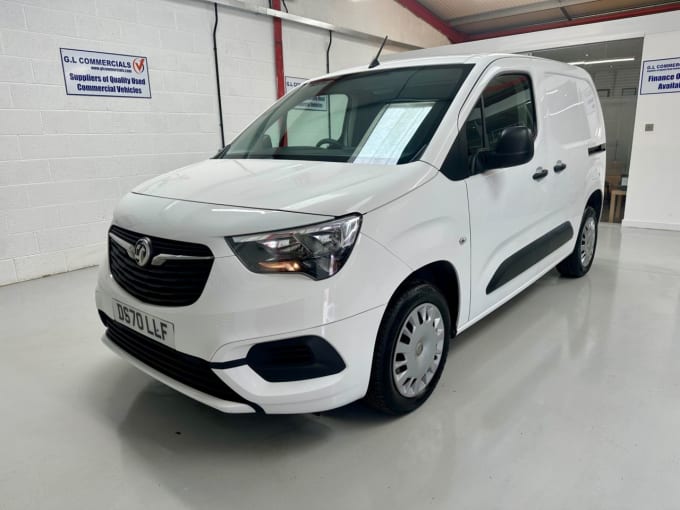 2025 Vauxhall Combo