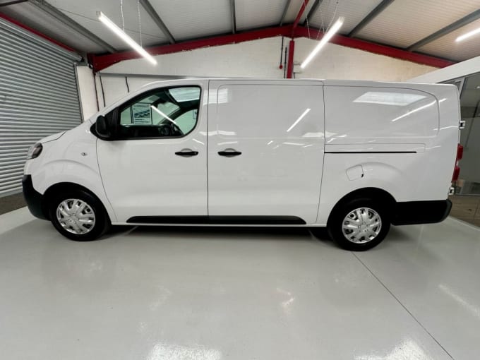 2025 Vauxhall Vivaro