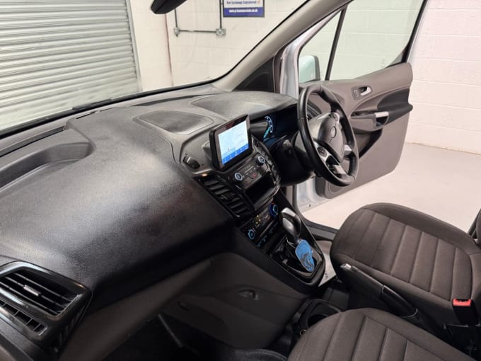 2025 Ford Transit Connect
