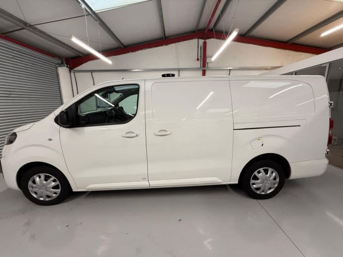 2025 Vauxhall Vivaro
