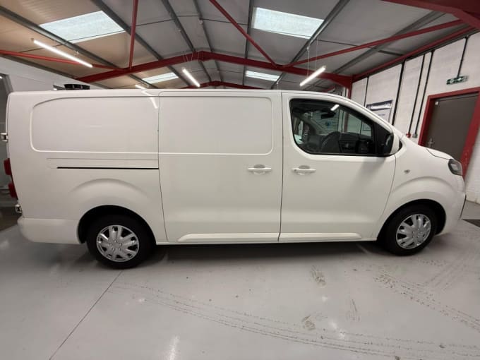 2025 Vauxhall Vivaro