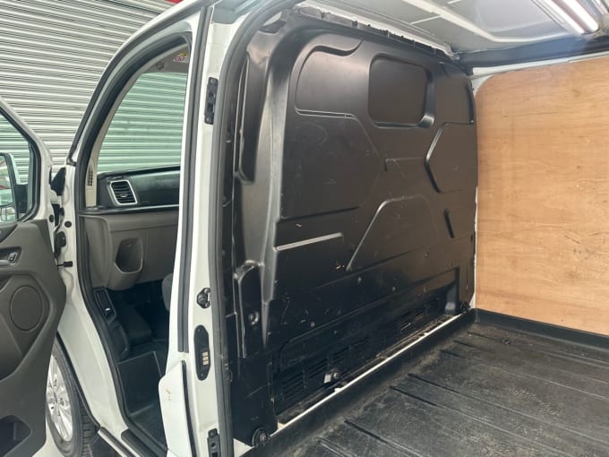 2025 Ford Transit Custom
