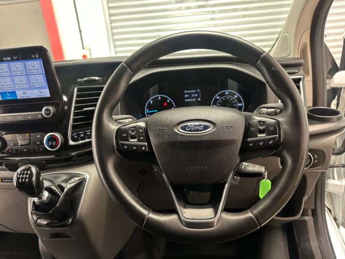 2025 Ford Transit Custom