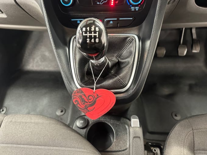 2025 Ford Transit Connect