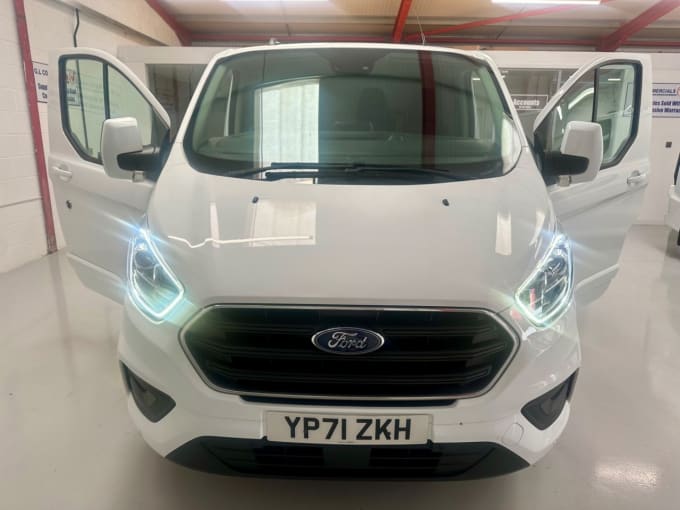 2025 Ford Transit Custom