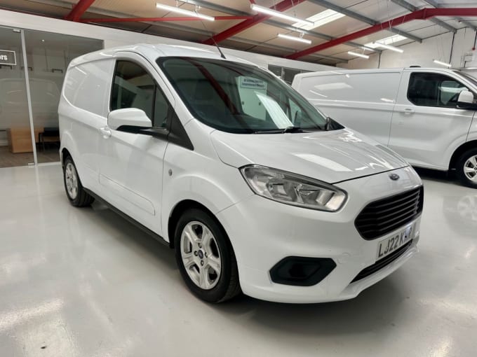 2025 Ford Transit Courier
