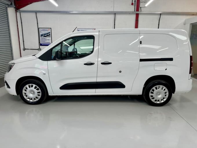 2025 Vauxhall Combo