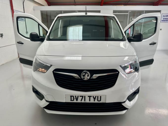 2025 Vauxhall Combo