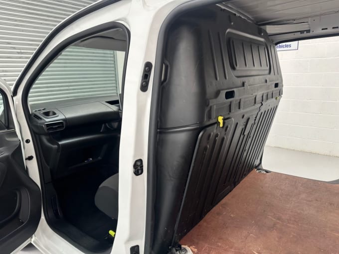 2025 Vauxhall Combo