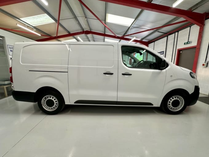 2025 Vauxhall Vivaro