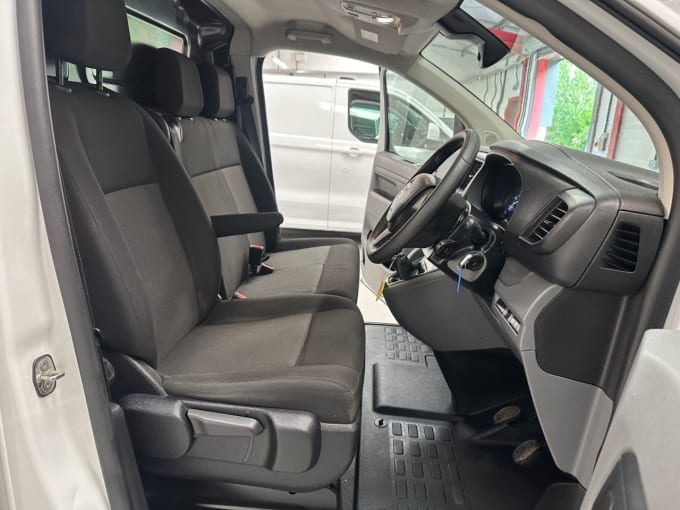 2025 Vauxhall Vivaro
