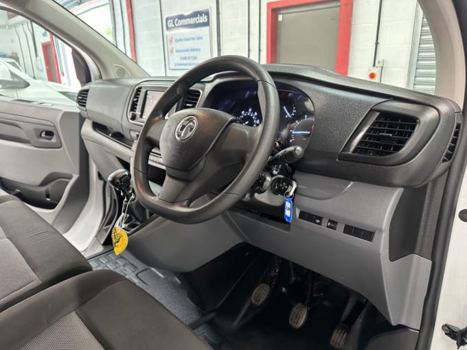 2025 Vauxhall Vivaro