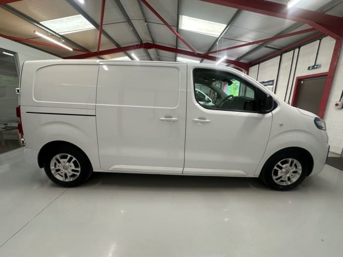 2025 Vauxhall Vivaro