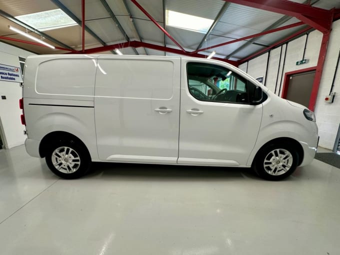 2025 Vauxhall Vivaro