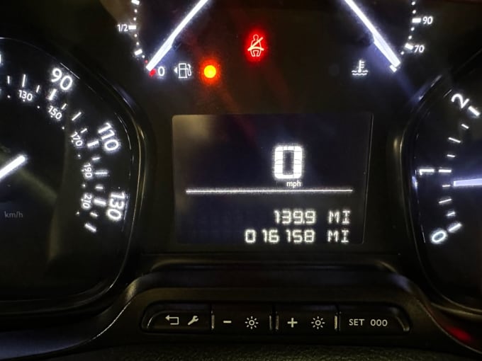 2025 Vauxhall Vivaro