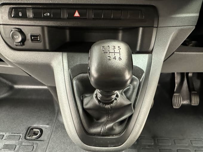 2025 Vauxhall Vivaro