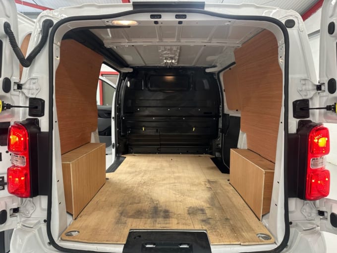 2025 Vauxhall Vivaro