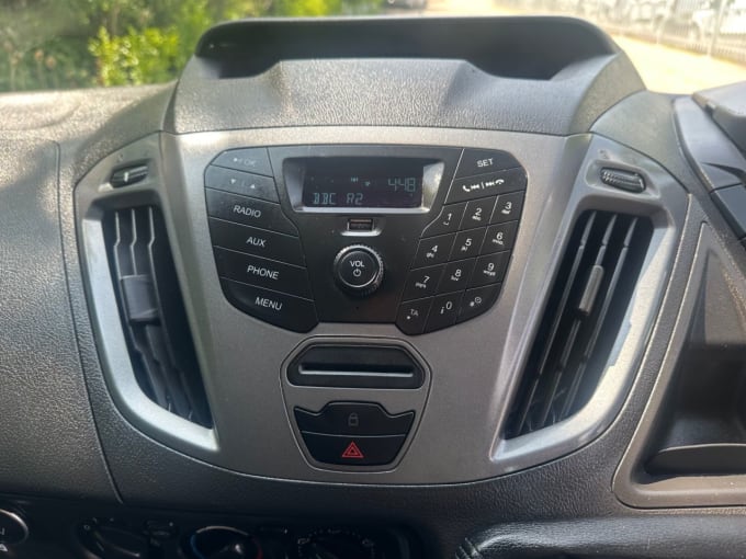 2025 Ford Transit Custom