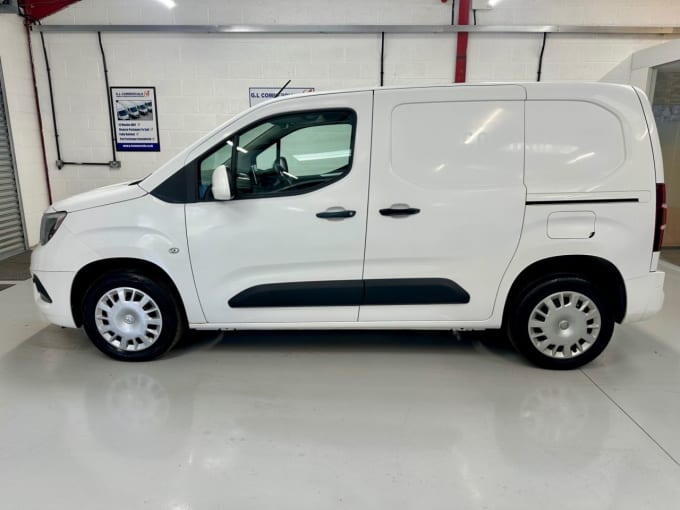 2025 Vauxhall Combo