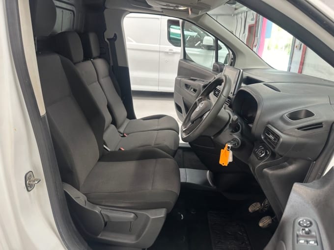 2025 Vauxhall Combo