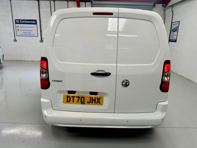 2025 Vauxhall Combo
