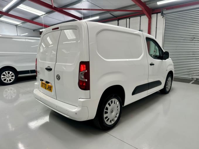 2025 Vauxhall Combo