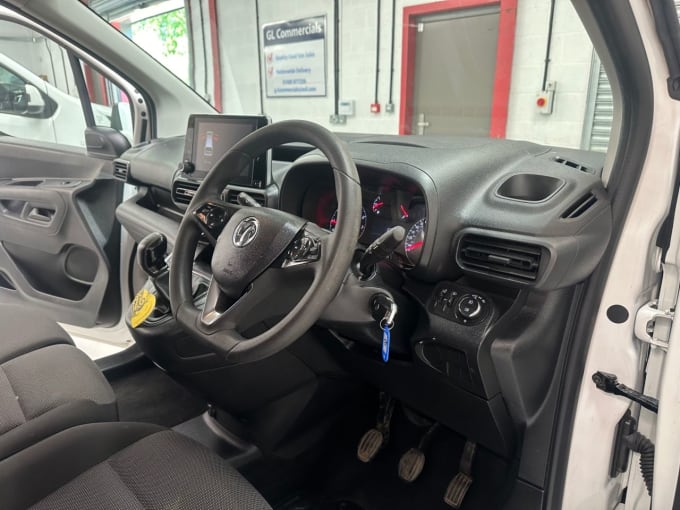 2025 Vauxhall Combo