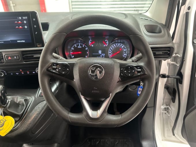 2025 Vauxhall Combo