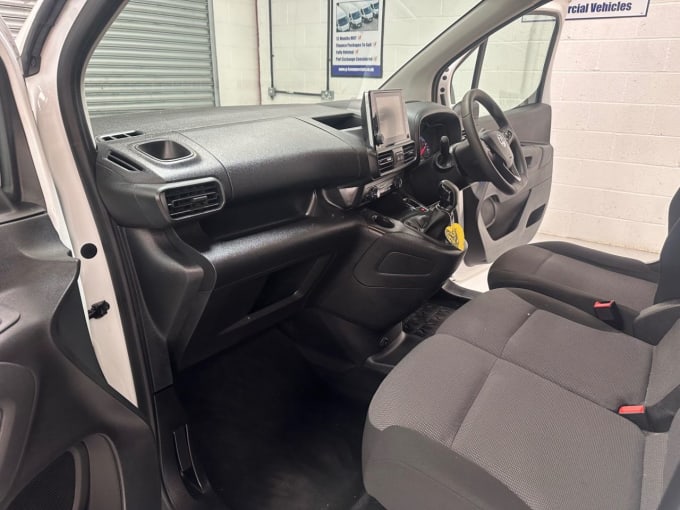 2025 Vauxhall Combo