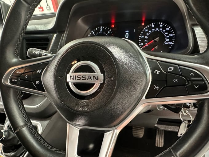 2025 Nissan Primastar