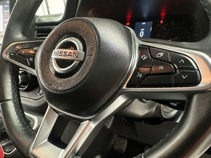 2025 Nissan Primastar