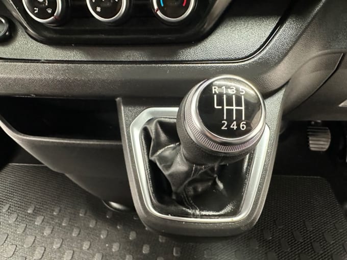 2025 Renault Trafic
