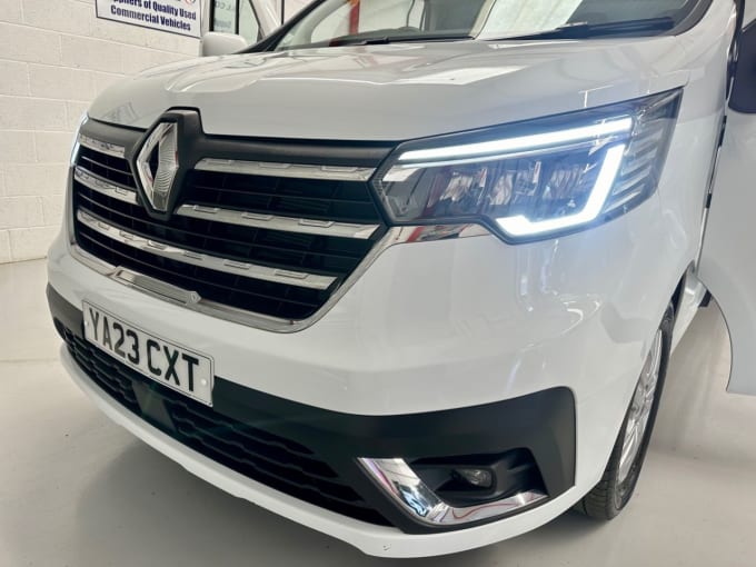 2025 Renault Trafic