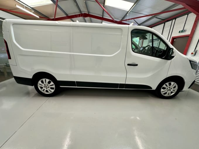2025 Renault Trafic
