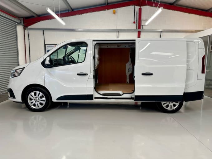 2025 Renault Trafic