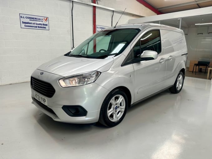 2025 Ford Transit Courier