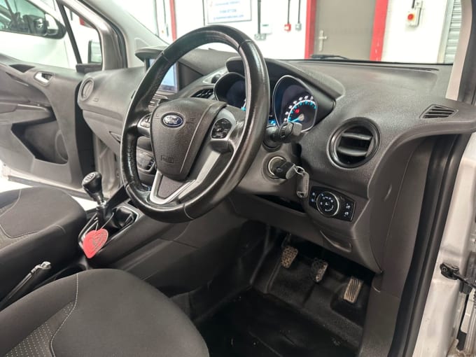 2025 Ford Transit Courier