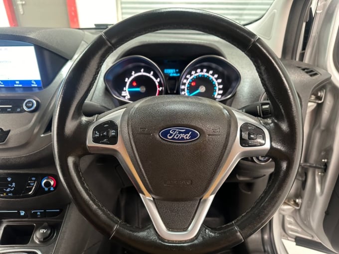 2025 Ford Transit Courier
