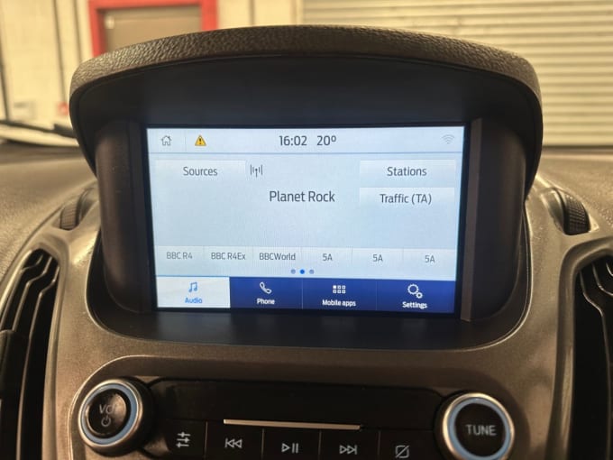 2025 Ford Transit Courier