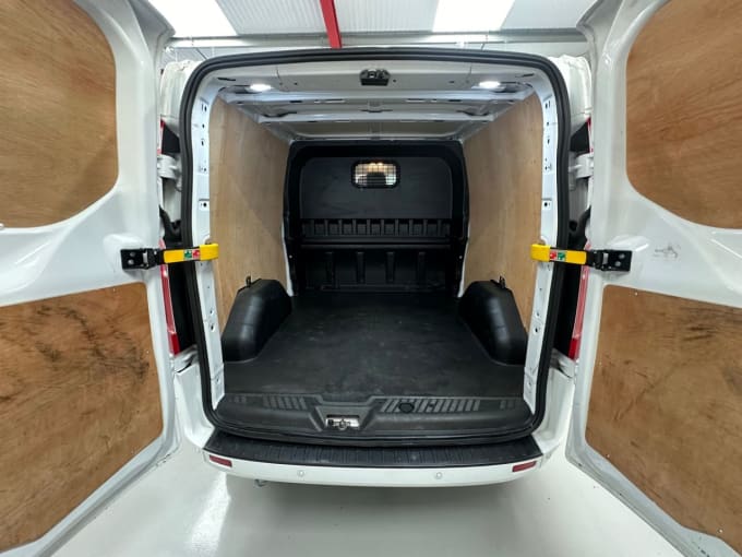 2025 Ford Transit Custom
