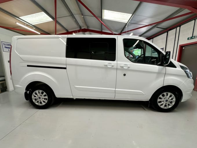 2025 Ford Transit Custom