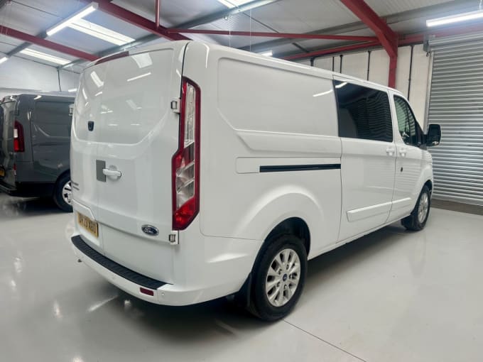 2025 Ford Transit Custom