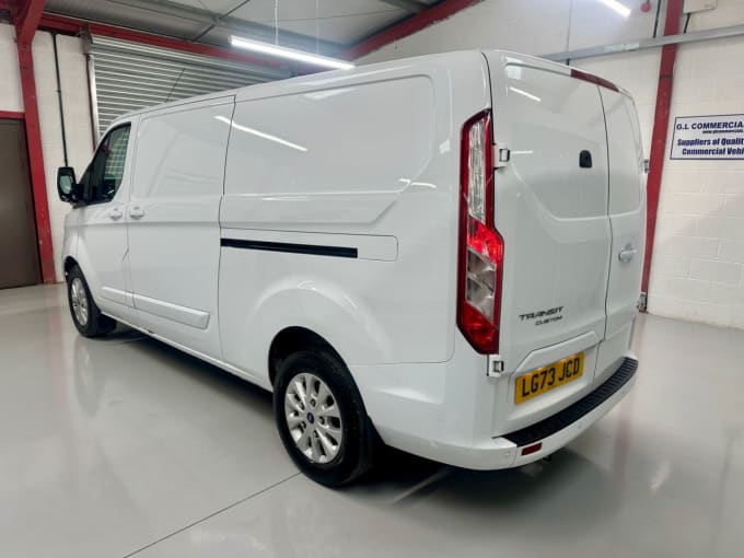 2025 Ford Transit Custom