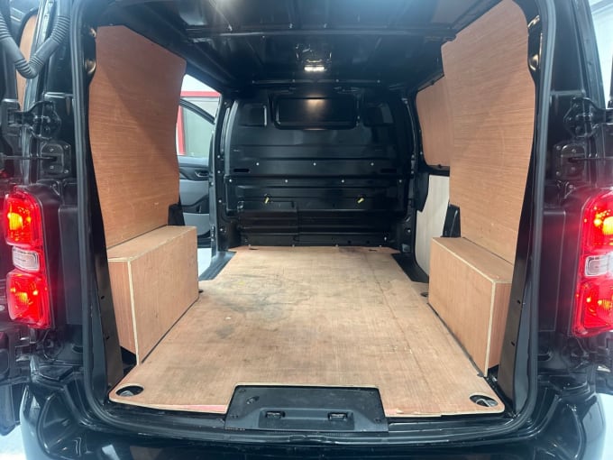 2025 Vauxhall Vivaro