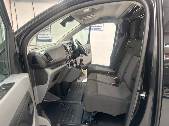 2025 Vauxhall Vivaro