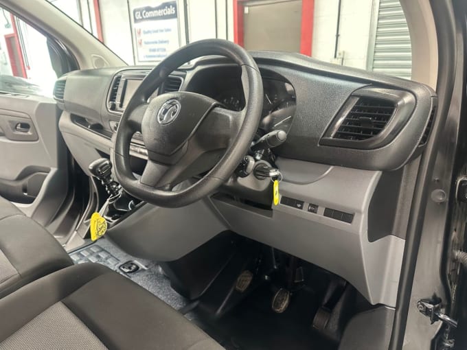 2025 Vauxhall Vivaro