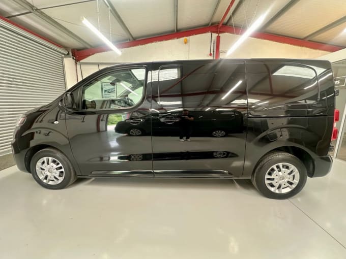 2025 Vauxhall Vivaro